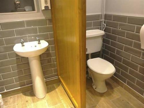 Holland Hotel Llanfachraeth 外观 照片